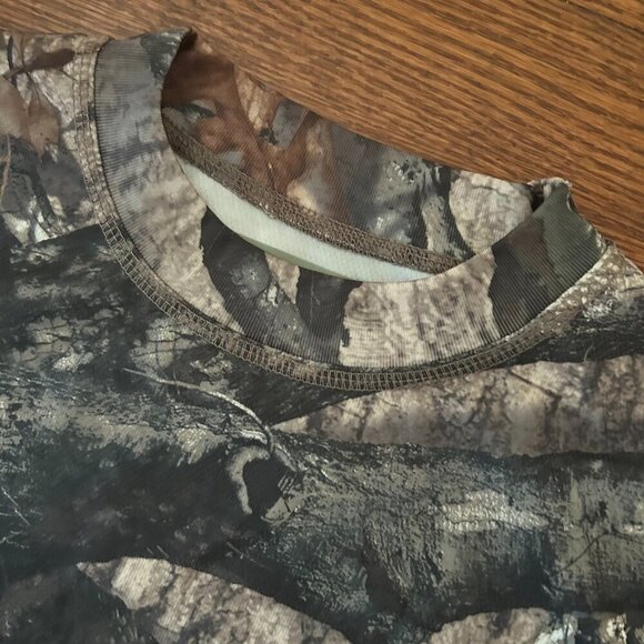 NWT Russell Outdoors Mossy Oak Camo Vaportec SS Tee Mock Neck Size Medium - Picture 4 of 8